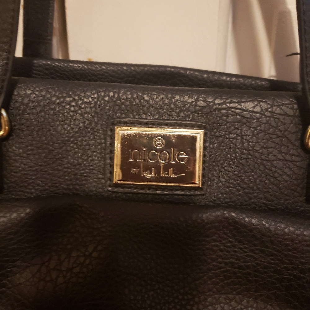 Handbag - Picture 2 of 4